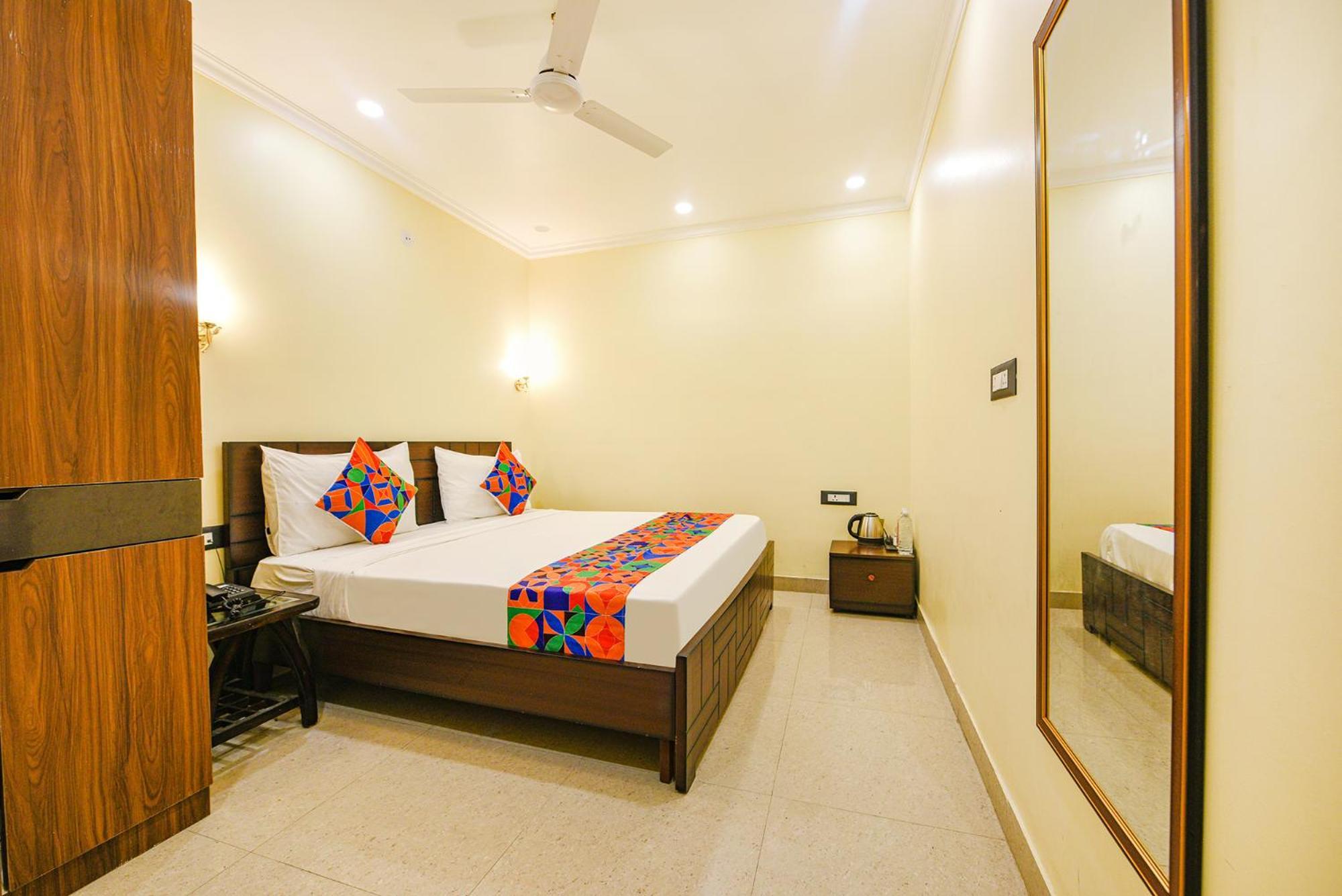 Fabhotel Prime Apple Tree Residency Új-Delhi Kültér fotó